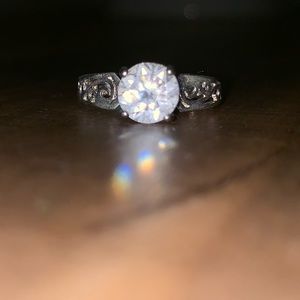 Really pretty sterling silver ring